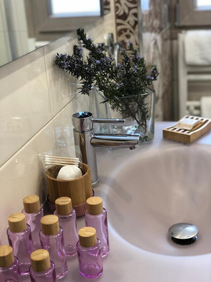 Zerostuni Suite Apartment מראה חיצוני תמונה